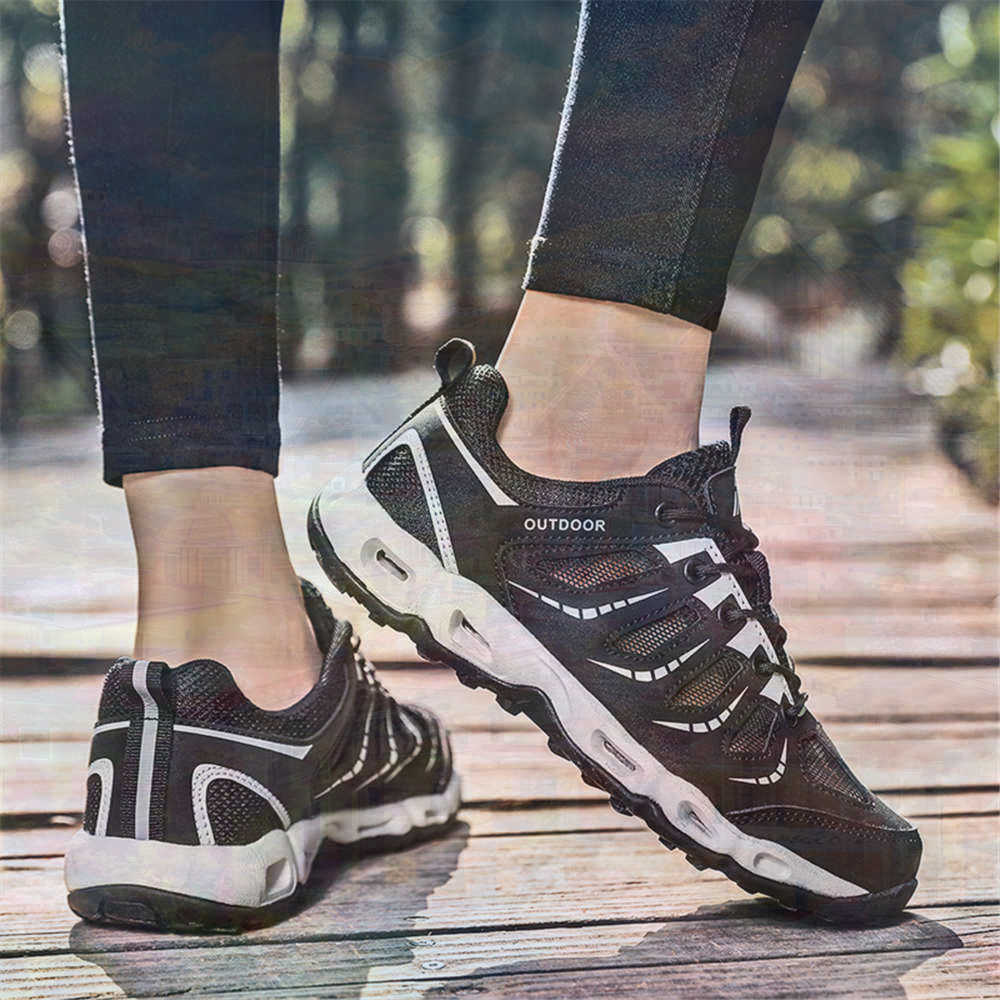 Sumer Round Tip Silver Sneaker - Travel Accessories High End ulasan dan harga