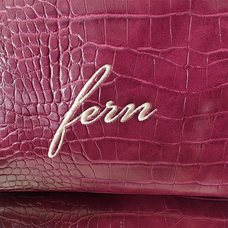 Embroidered Croc Makeup Bag Pe - Travel Accessories Gift Ideas ulasan dan harga