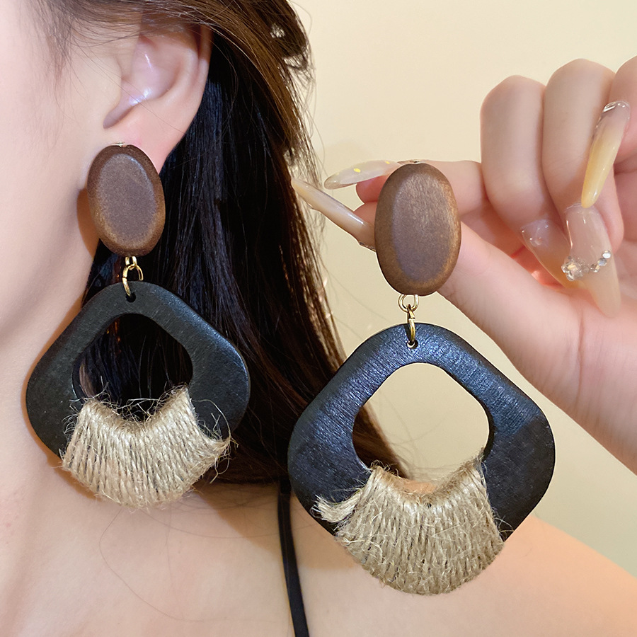Ethnic Style Hollow Out Square - Travel Accessories Dropshipping ulasan dan harga